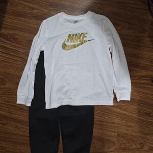 Nike White and Black Outfit with Gold Logo